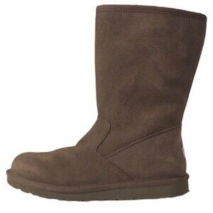 brown UGG Sherpa boots size 5‎